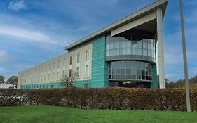 London Luton Vale Hotel  3*